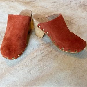 FREE PEOPLE Suede Clog Shoes